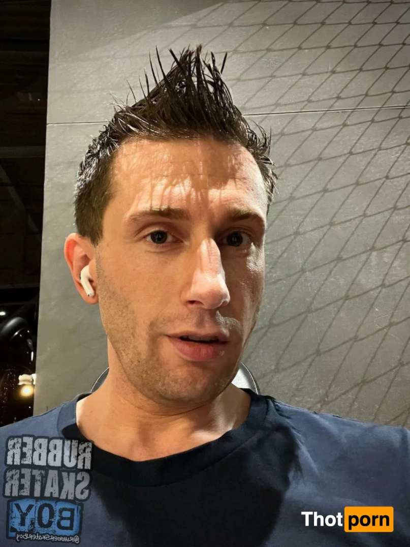 RubberSkaterBoy 12972696