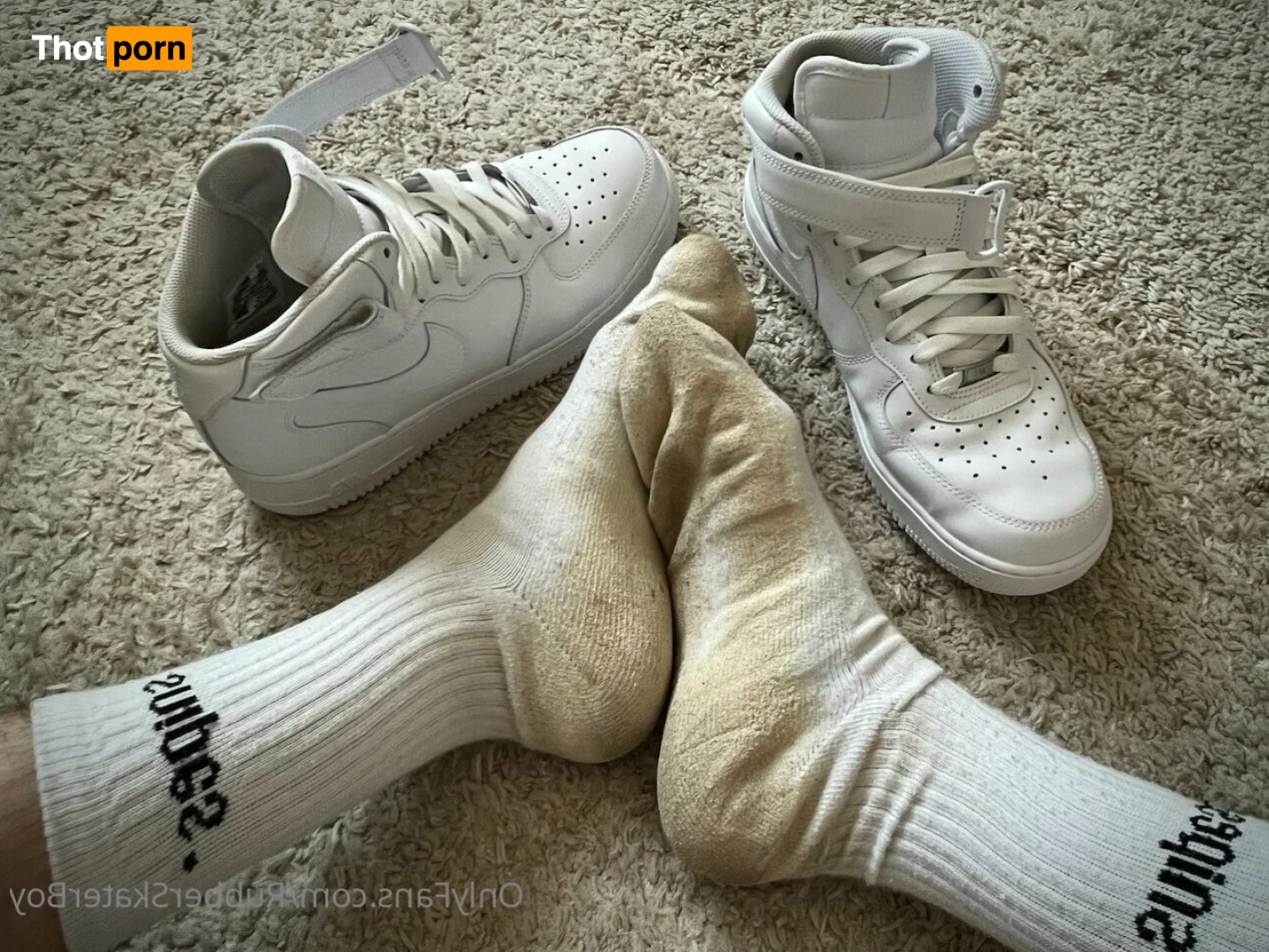 RubberSkaterBoy 12973104