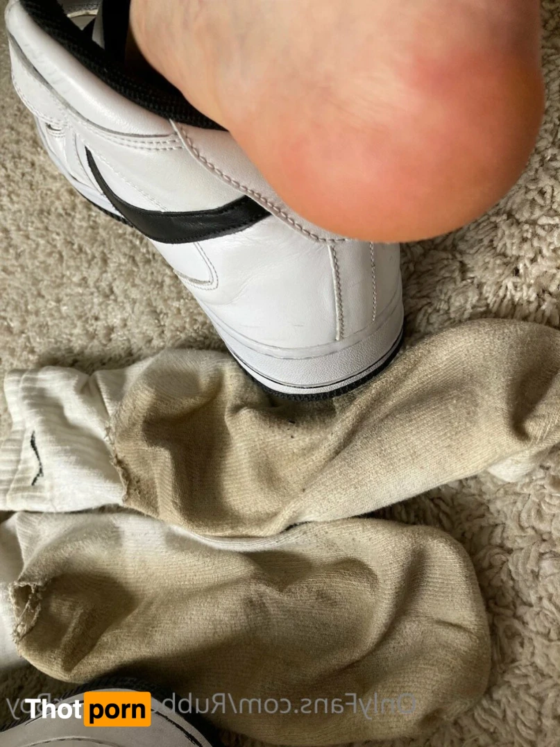 RubberSkaterBoy 12973270