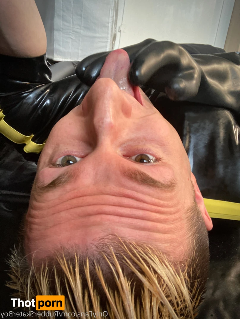 RubberSkaterBoy 12973325