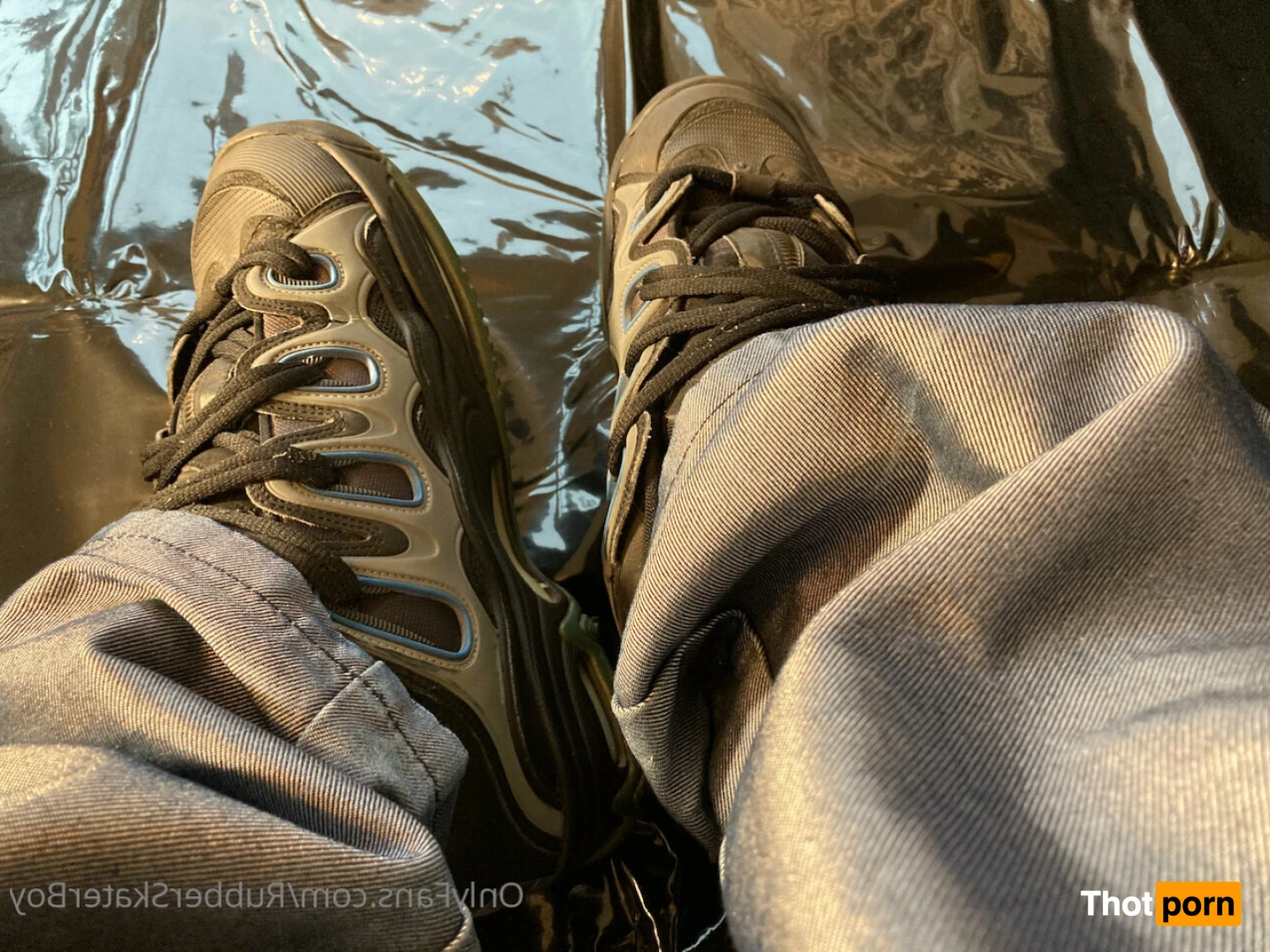 RubberSkaterBoy 12974295