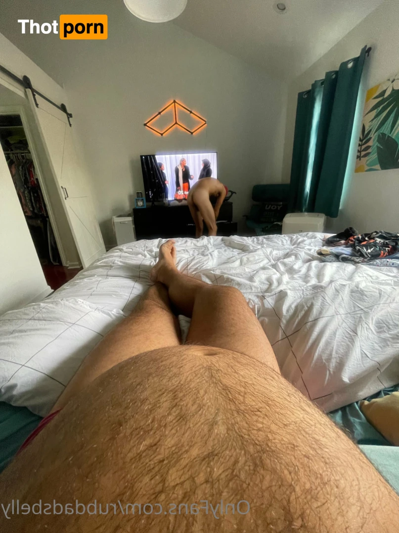 Rub Dads Belly 12749061