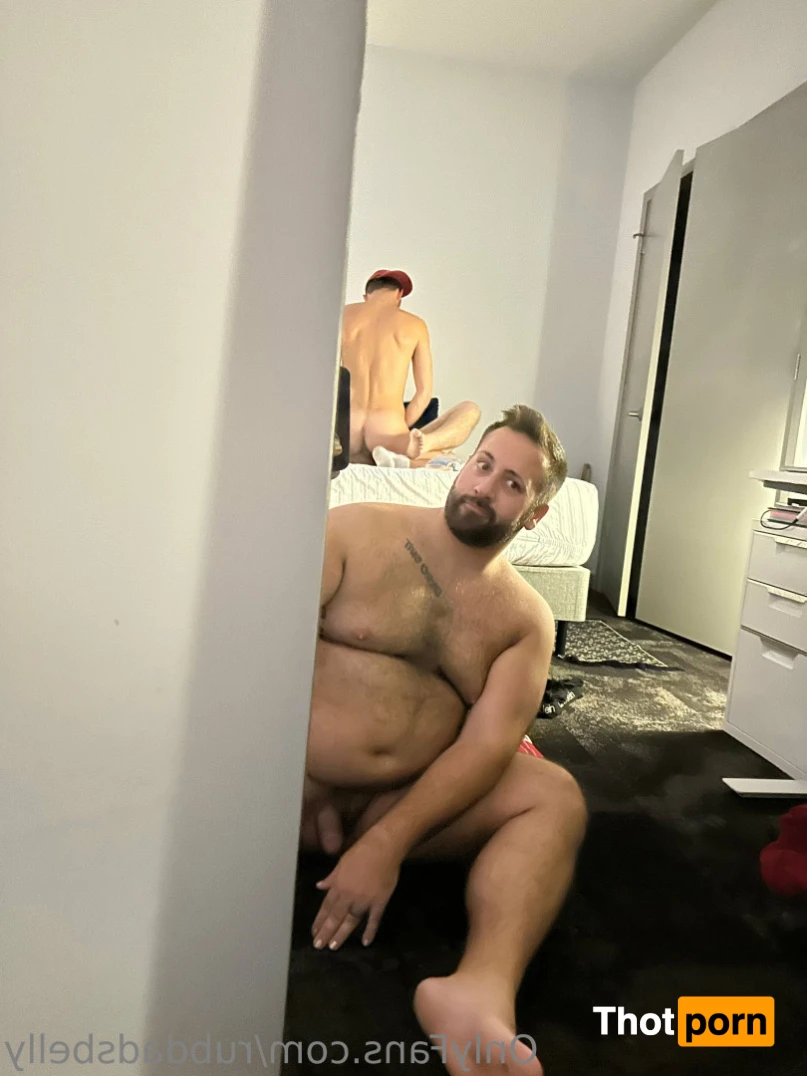 Rub Dads Belly 12749678