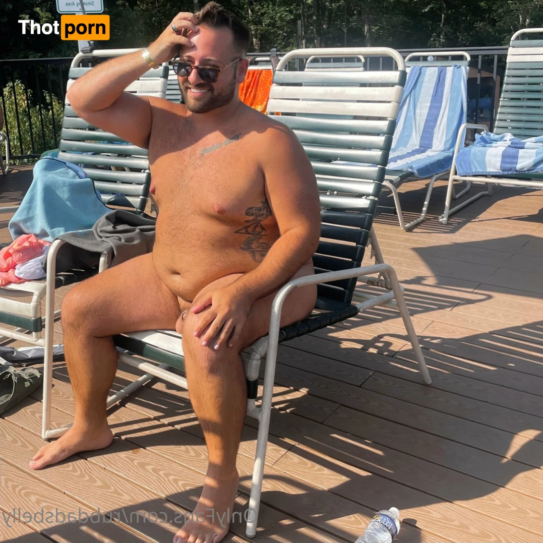 Rub Dads Belly 12750188