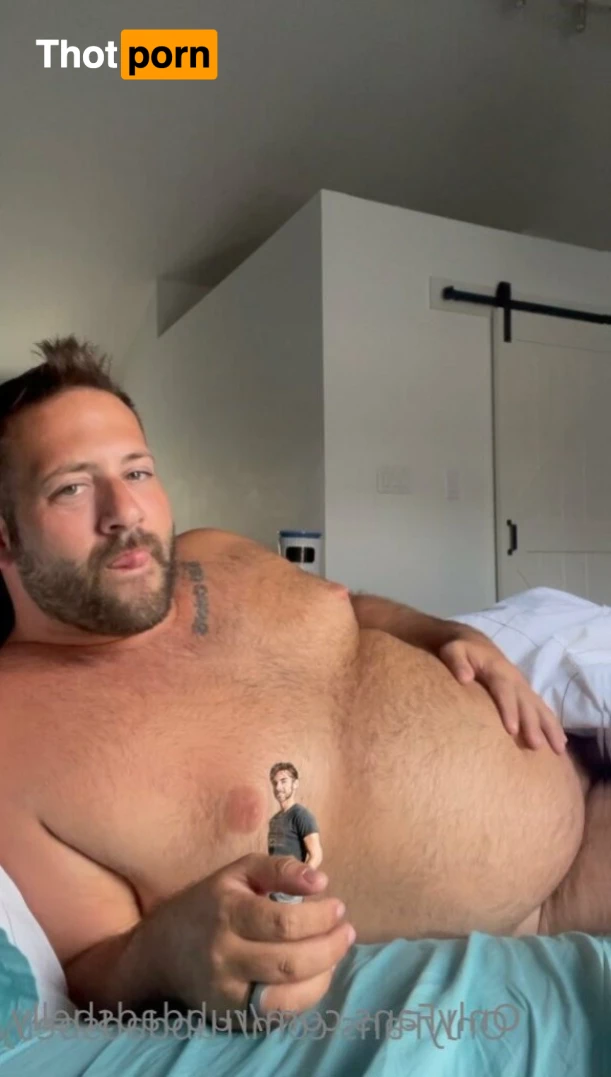 Rub Dads Belly 12750784