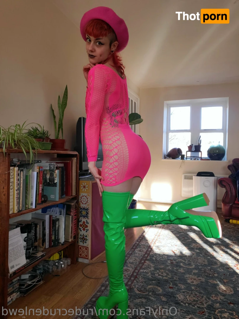 Heidi Clunge 12747836