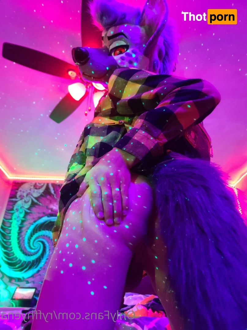 ⛧ Ryff Hyena ⛧ 12678395