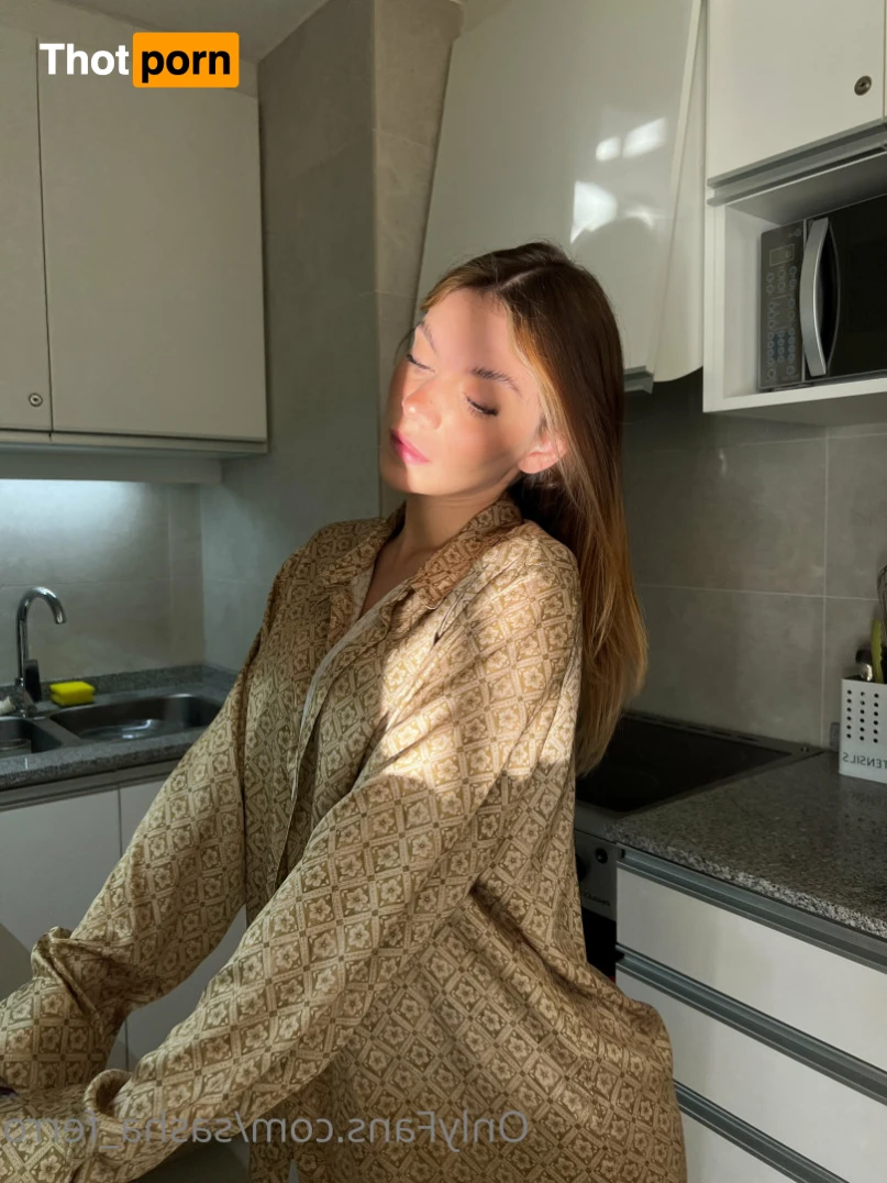 ⚡️Sasha⚡️ 12187533