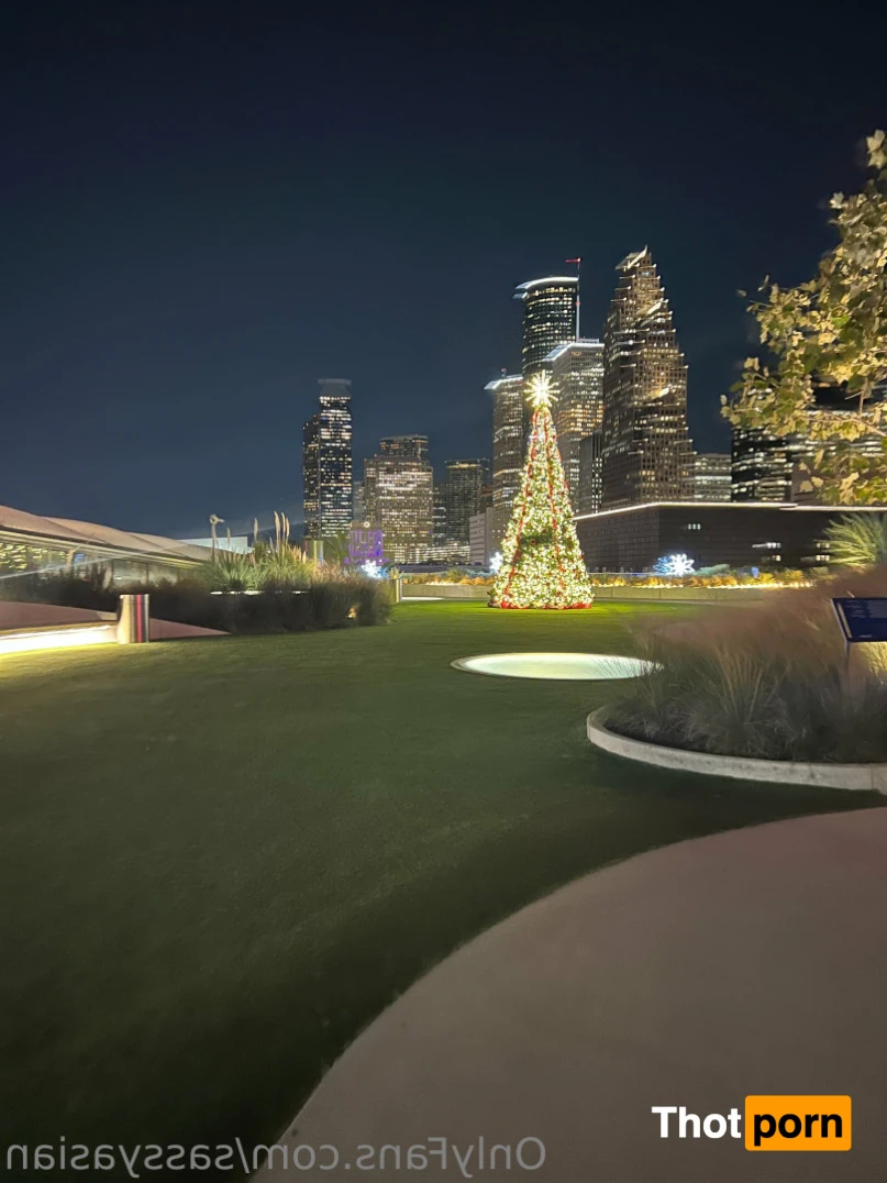 ✨Sassy Asian✨ 12180867