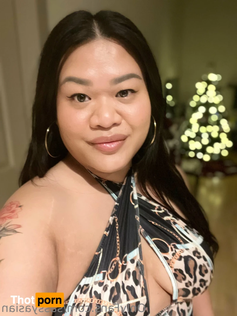 ✨Sassy Asian✨ 12181126