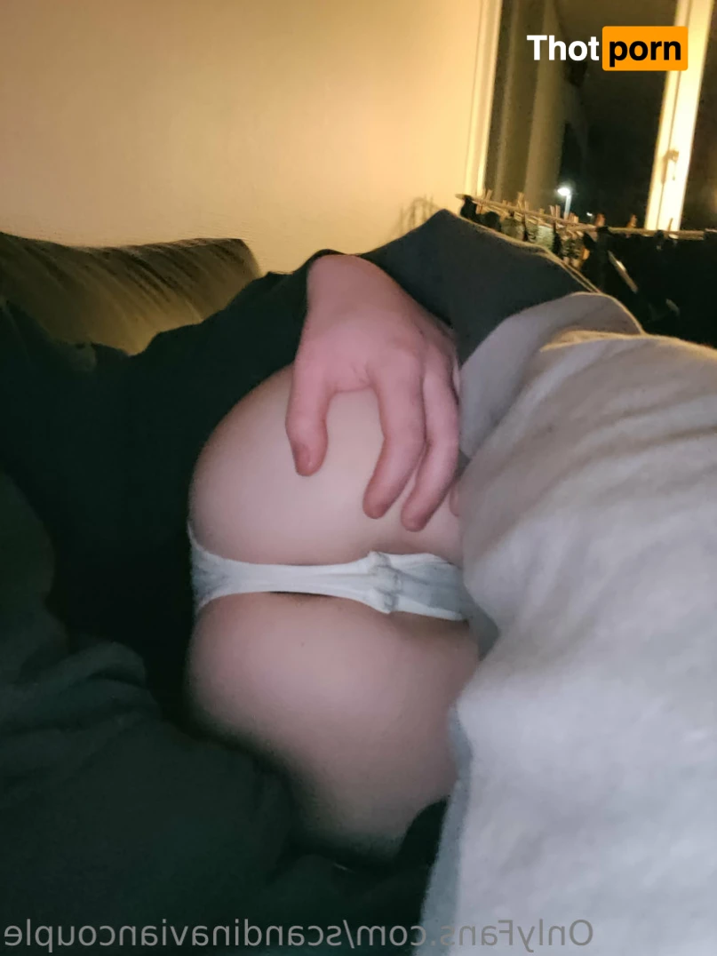 Scandinavian Couple 12110495