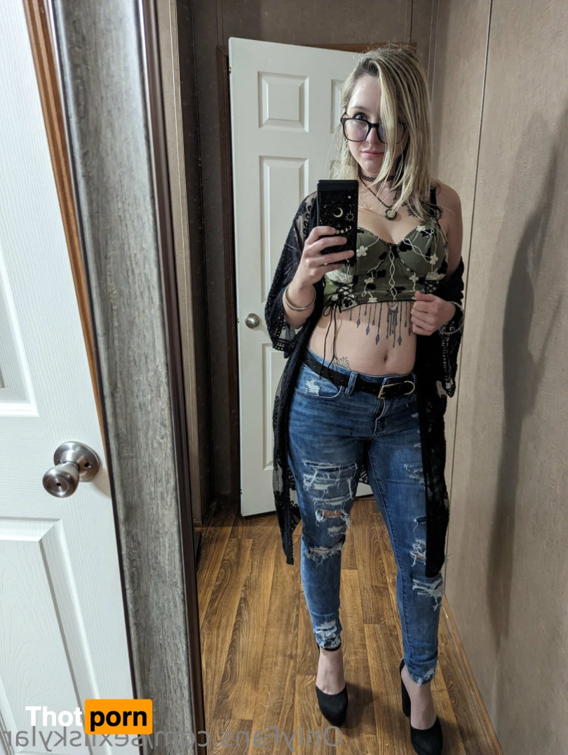 Skylar 💦Your Favorite Fap Material💦 11839703