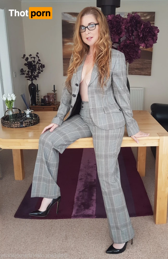 Sharon Janney 11513879