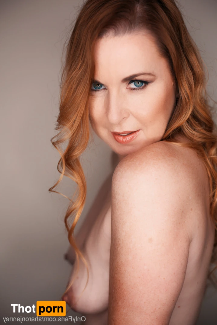 Sharon Janney 12573723