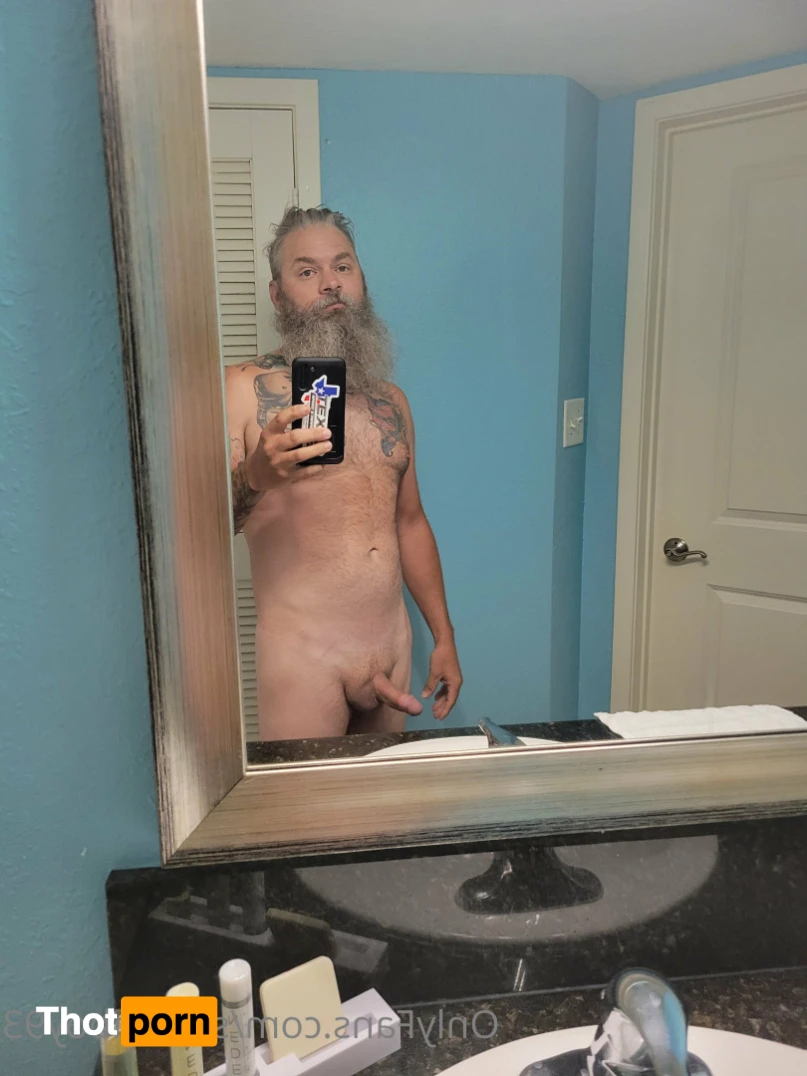 Horndog beefy 11435217