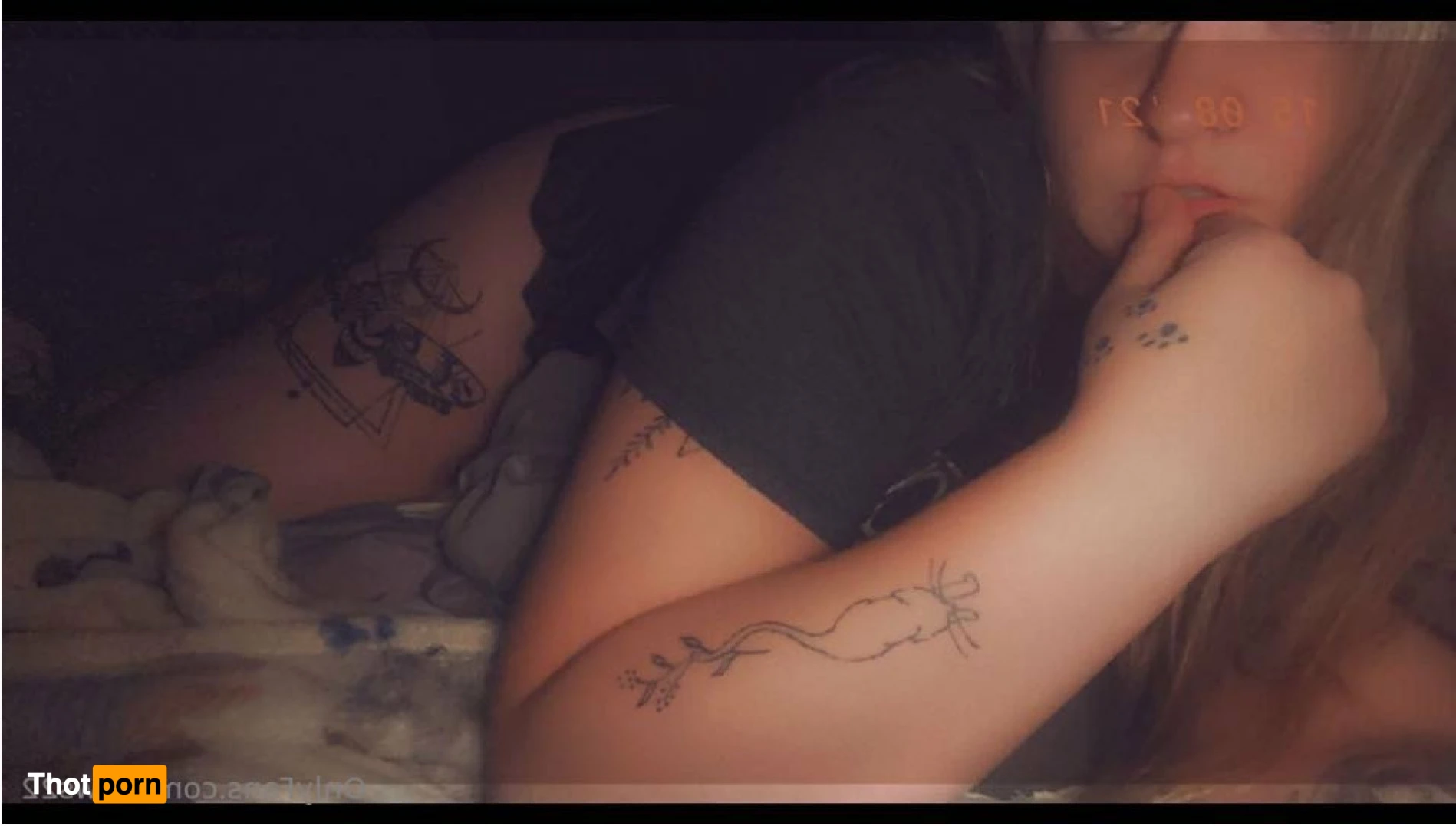 Silly girl🫦 16481437