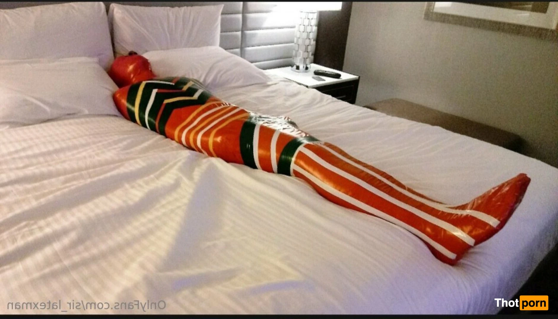 Sir_LatexMan 16472961