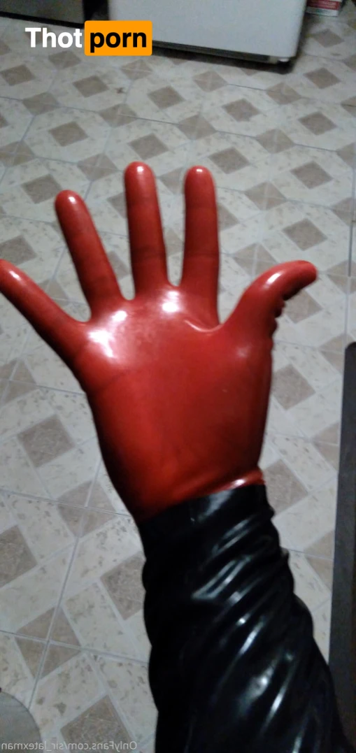 Sir_LatexMan 16472991