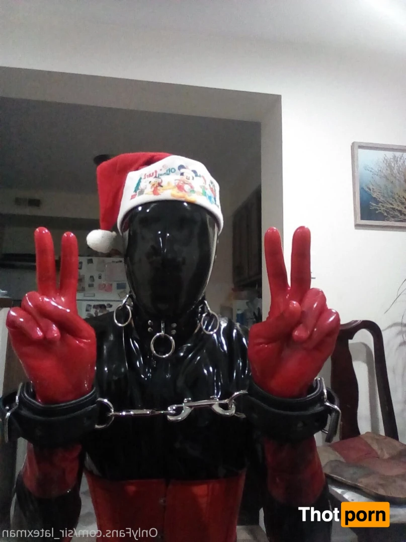 Sir_LatexMan 16472996