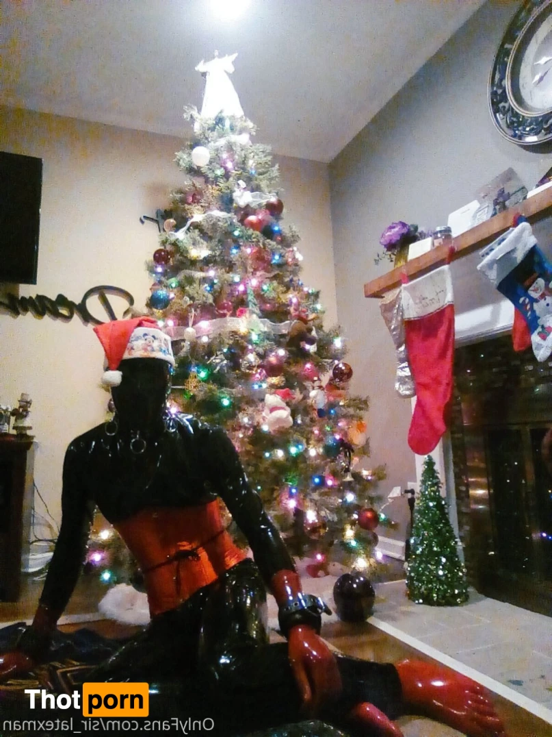 Sir_LatexMan 16473018