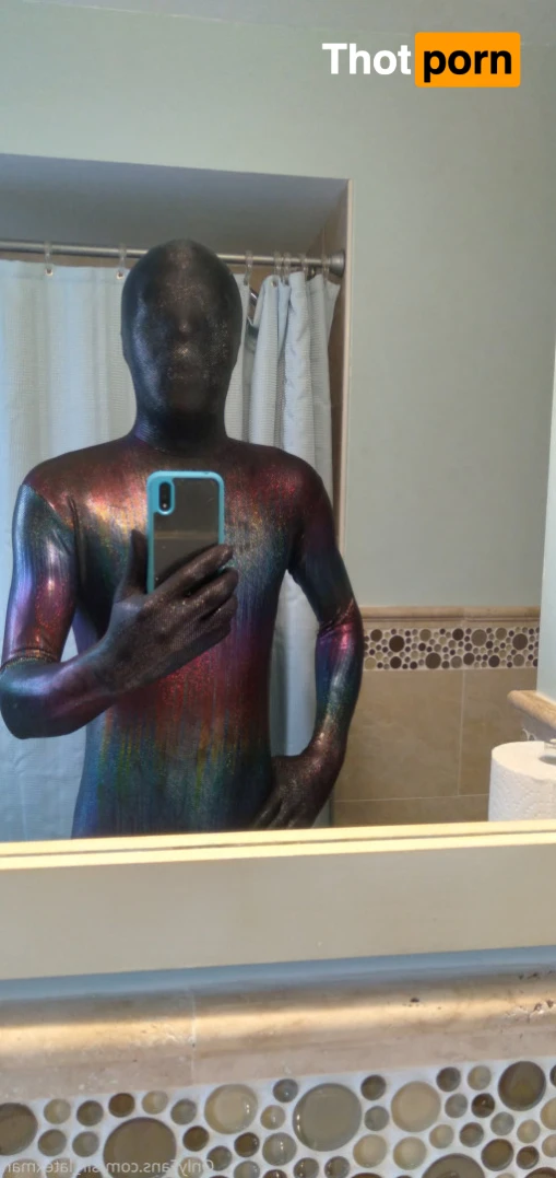 Sir_LatexMan 16473155