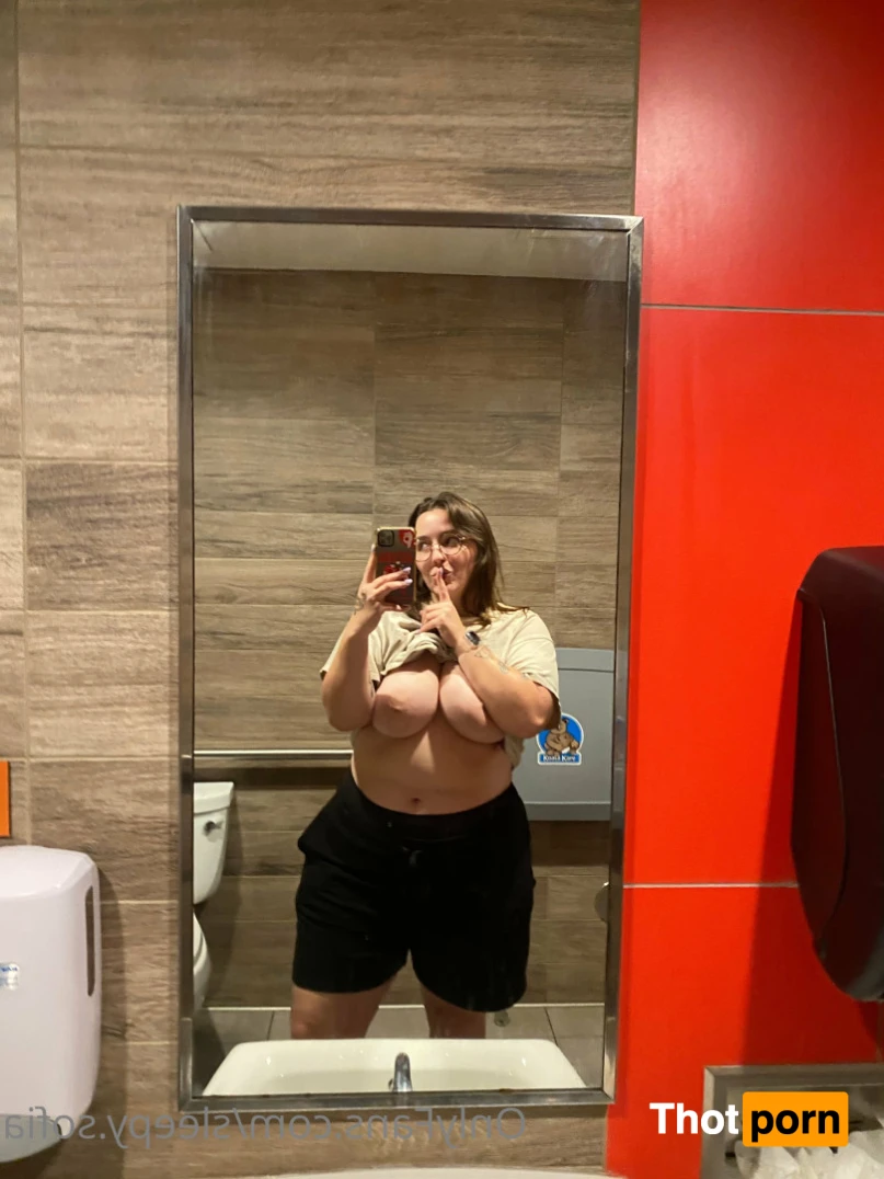 Sleepy Sofia 😴 VIP 16429411