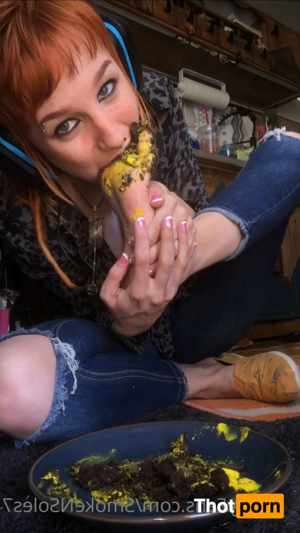 Daria Moore 16393120