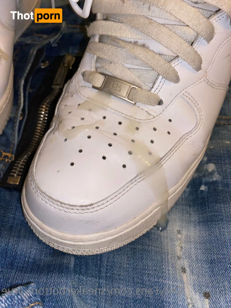 Sneaker/Sagger fun 16363915