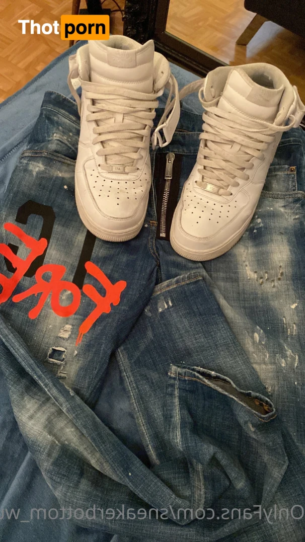 Sneaker/Sagger fun 16364200