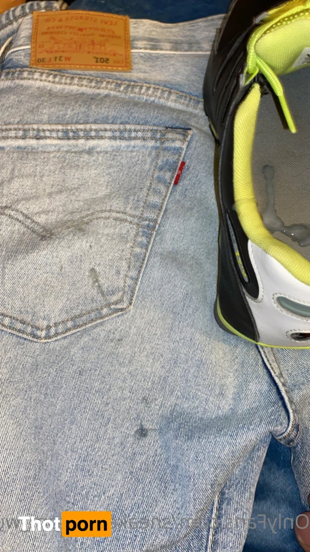 Sneaker/Sagger fun 16364398