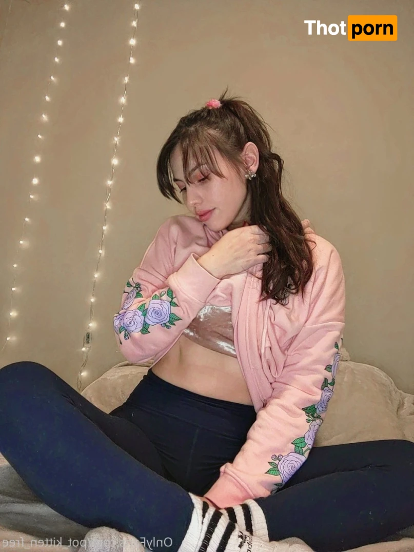 YOUR POCKET KITTEN 😇 16346710