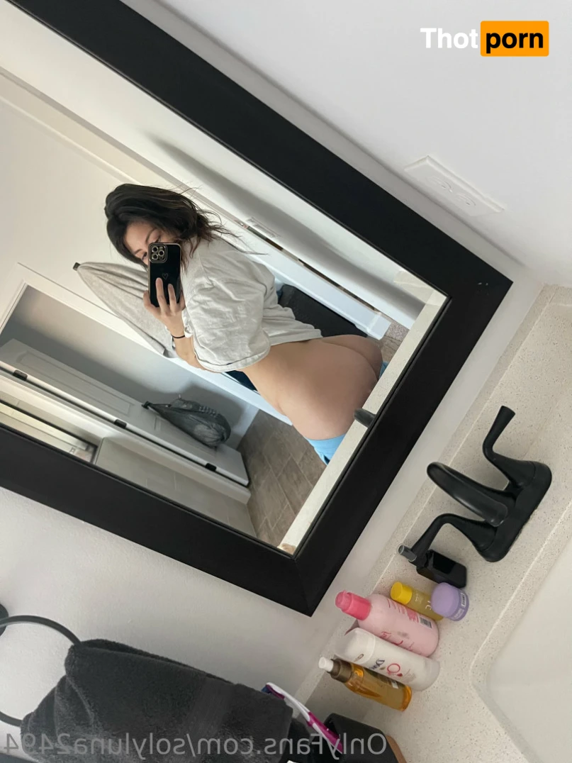 Solyluna2494 16269688