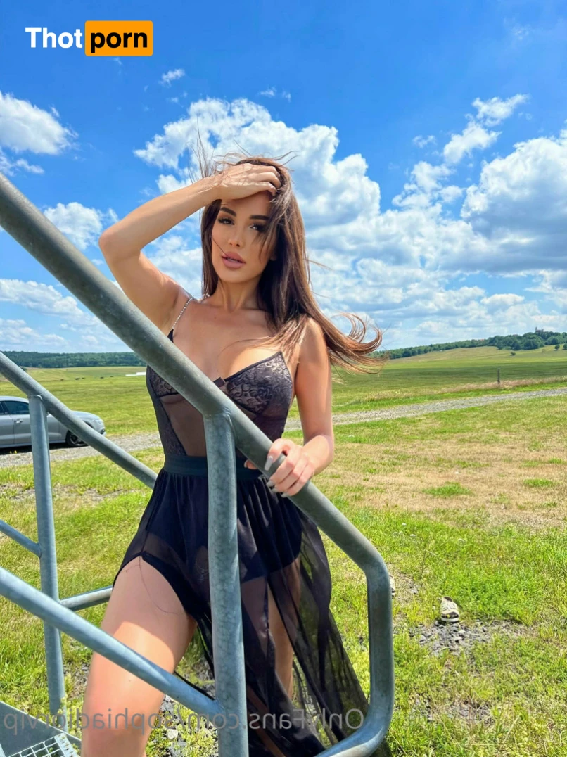 Warm doll ~ 𝙎𝙊𝙋𝙃𝙄𝘼 𝘿𝙄𝙊𝙍💋 16260467