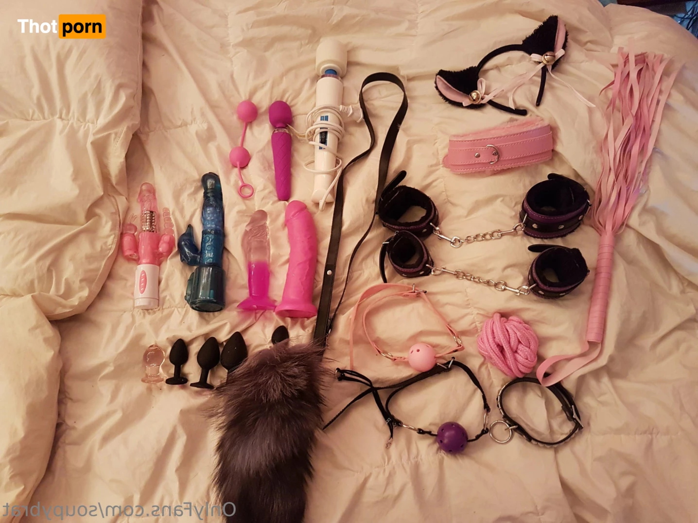 Dumb lil dolly 16210063