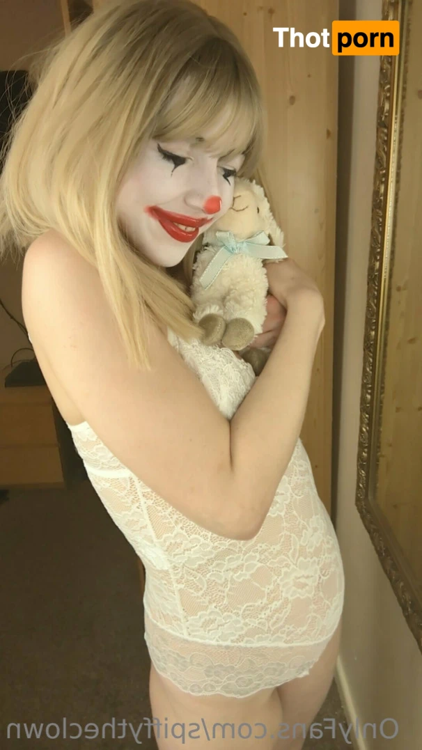 🤡Spiffden The Clown🤡 16172785