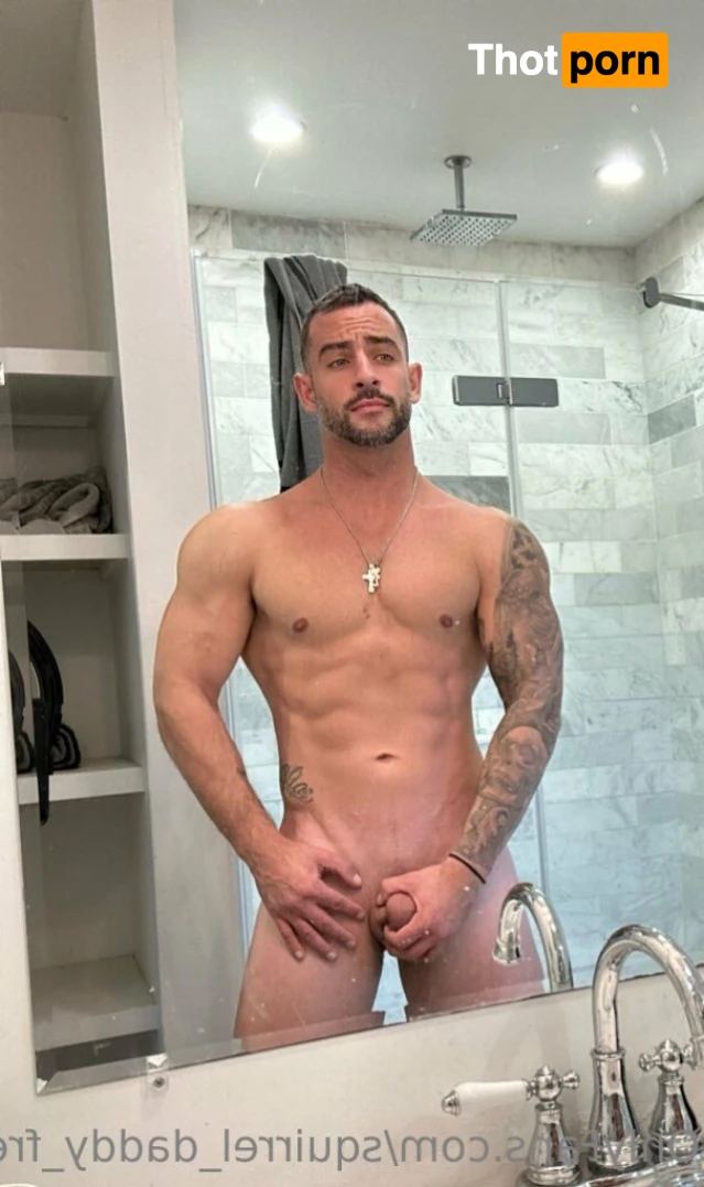 Squirrel_Dad12_Free 16165650