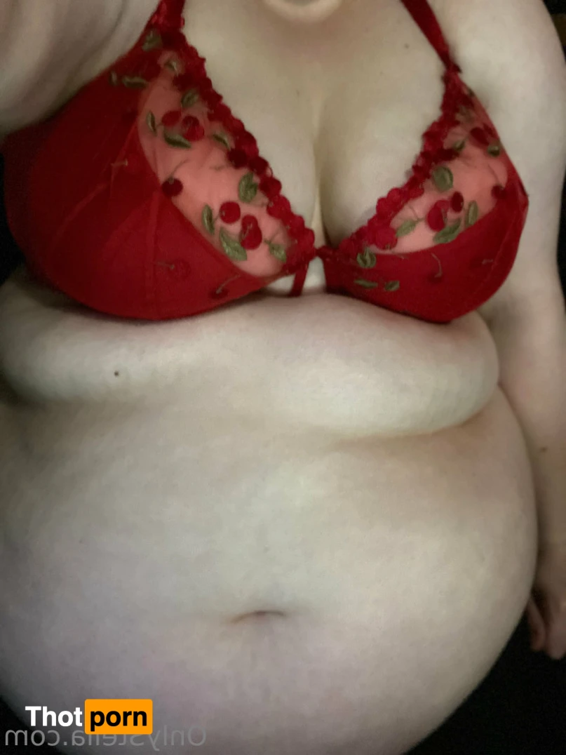 Your Favorite Fat Bitch 16072904