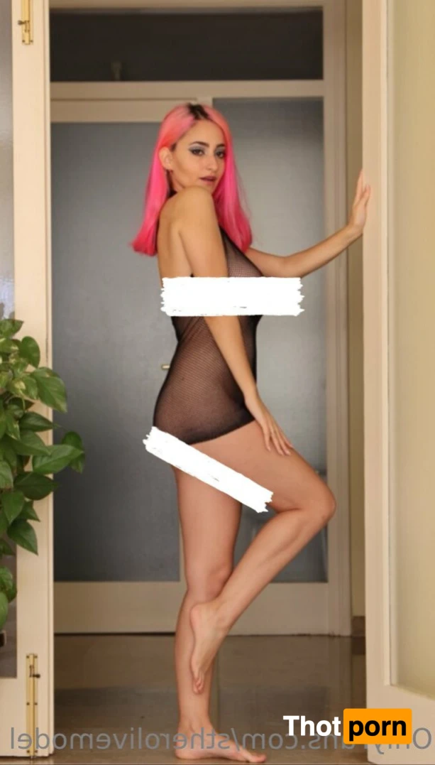 Esther Olivé ⭐️ 16059624