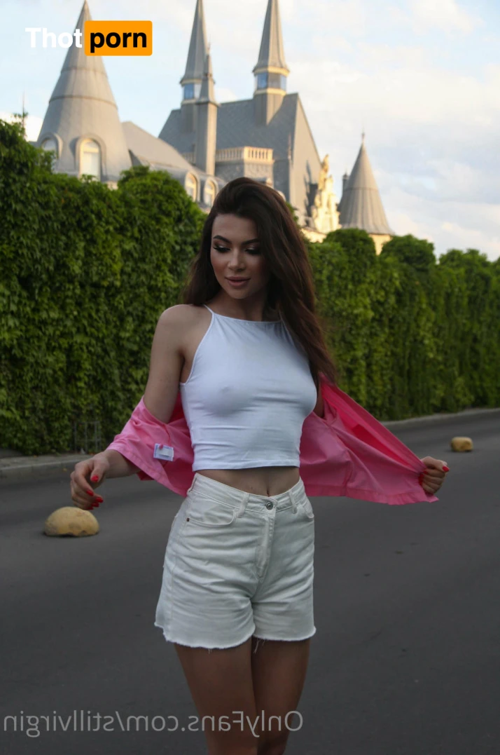 Still Virgin 16058714