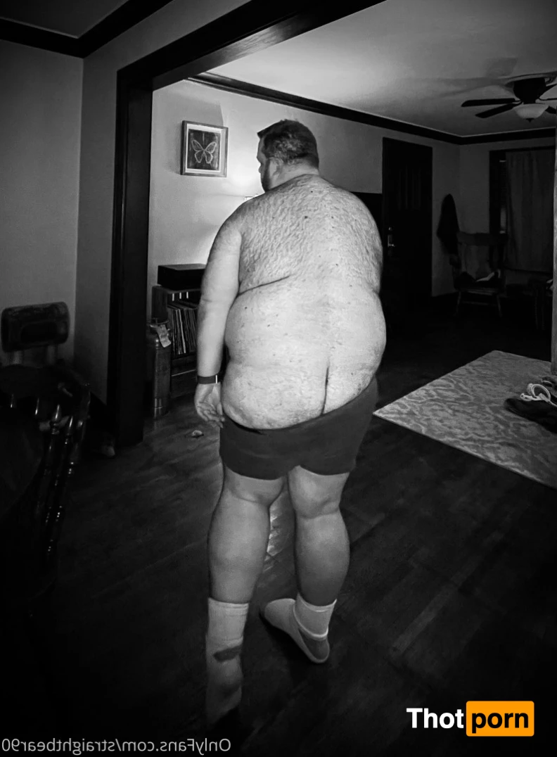 StraightBear90 16052693