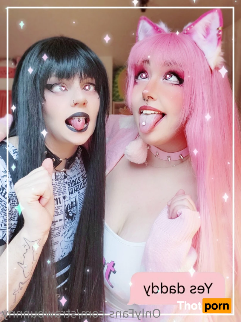 🍓Strawbunny🍓 16005830