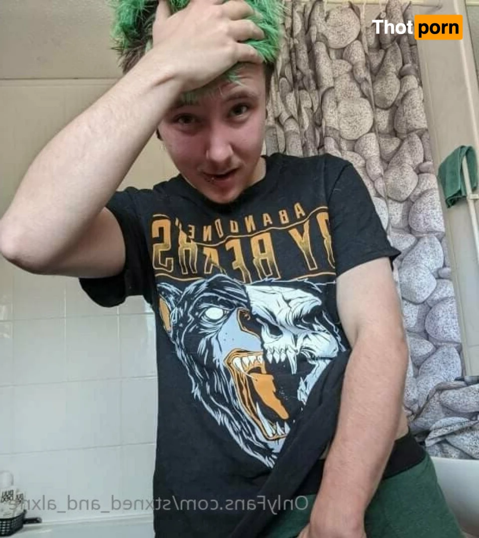 FtM guy &amp; Cis guy 15976267