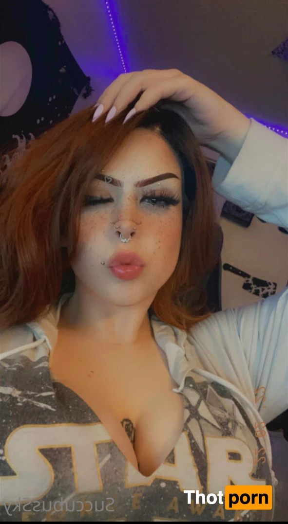 Succubus Sky 15964318