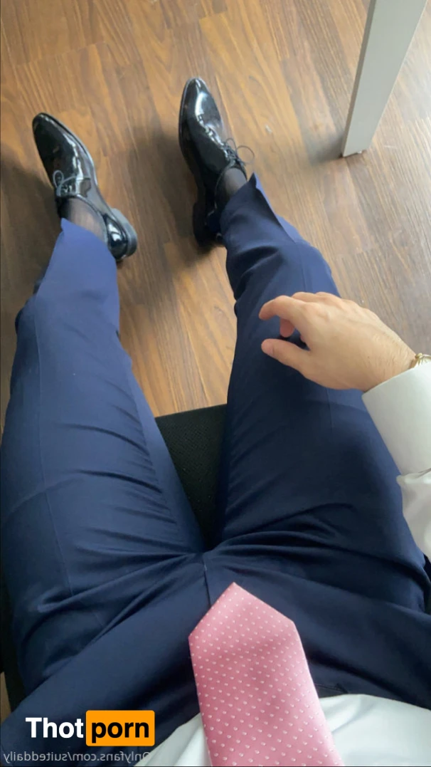 Suited Daily 15958393