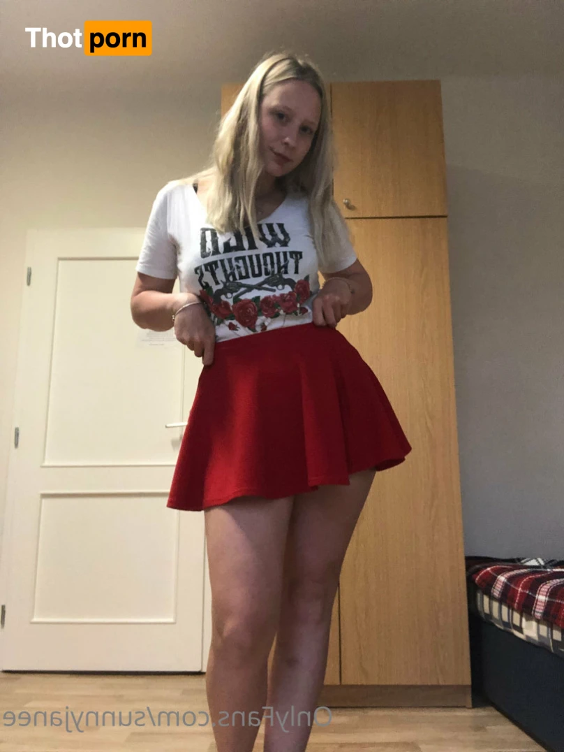 Sunny Jane ☀️💦 15925986