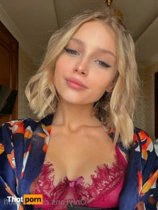 15916832