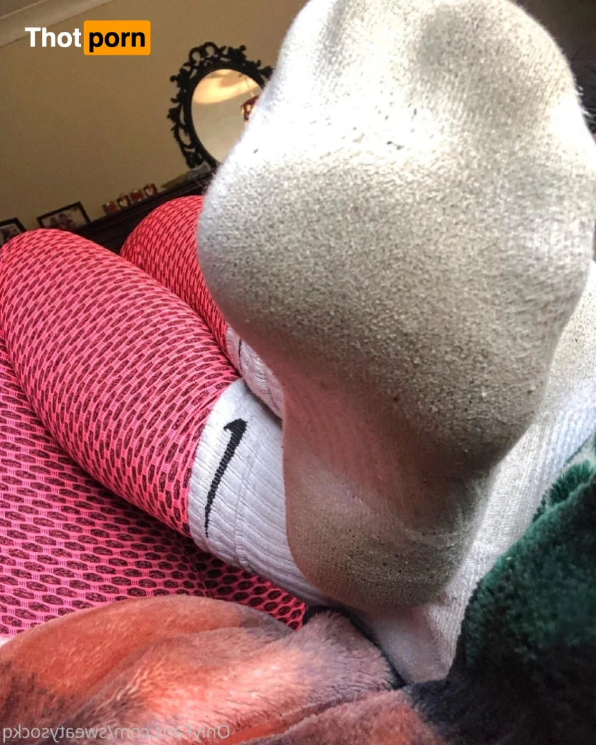 Sweaty Sock Queen 15897379