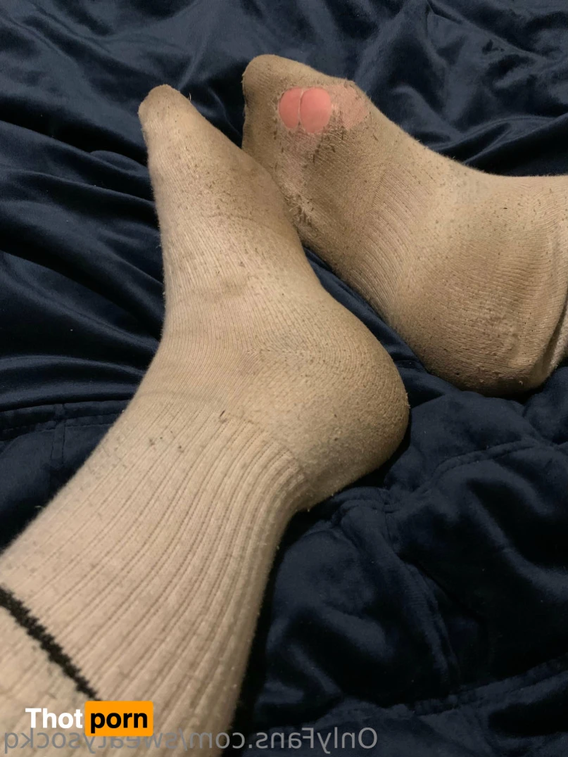 Sweaty Sock Queen 15897773