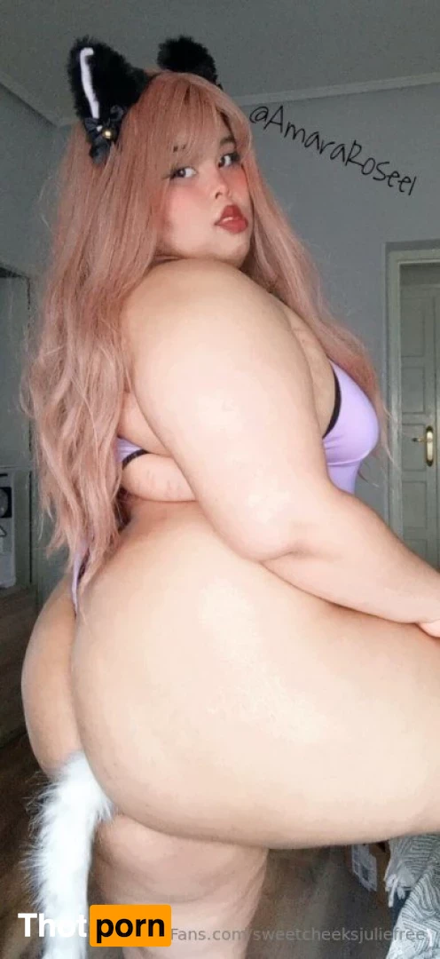 ❣️  Your Julie  ❣️ 16580465