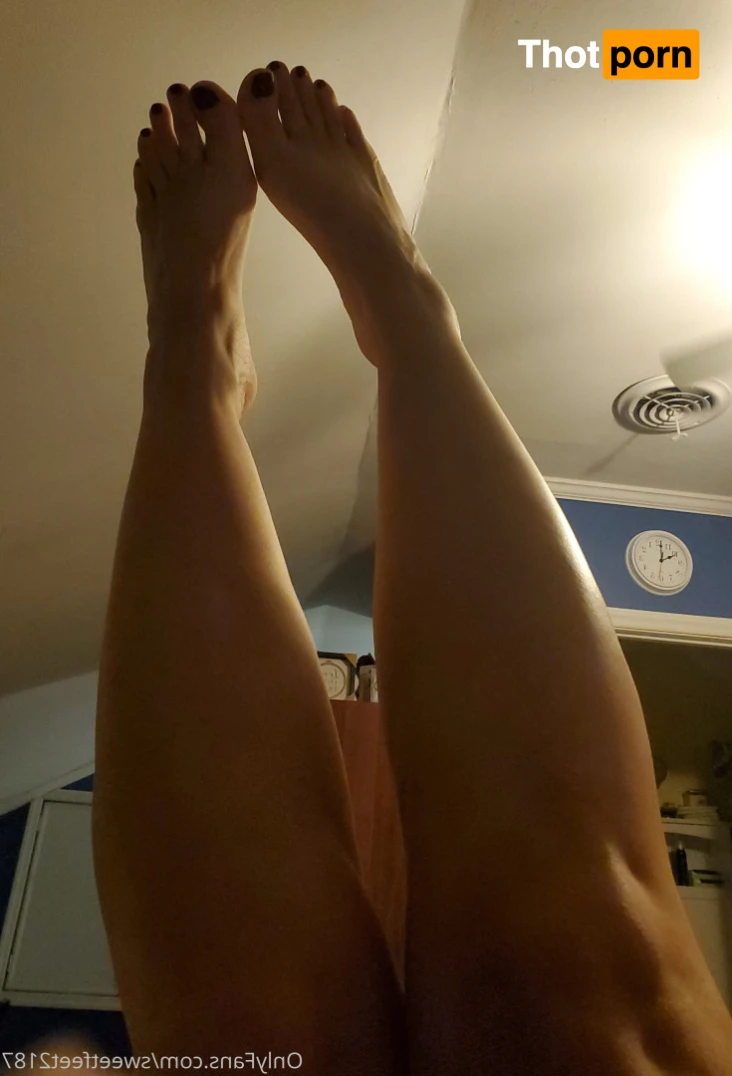 Sweet Feet 15768837
